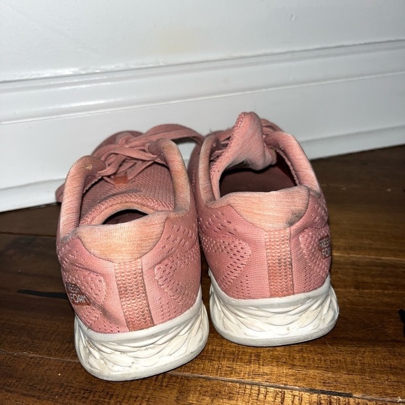 NEW BALANCE Arishi Fresh Foam Women US 8 Running Training Pink Shoes - Picture 10 of 10